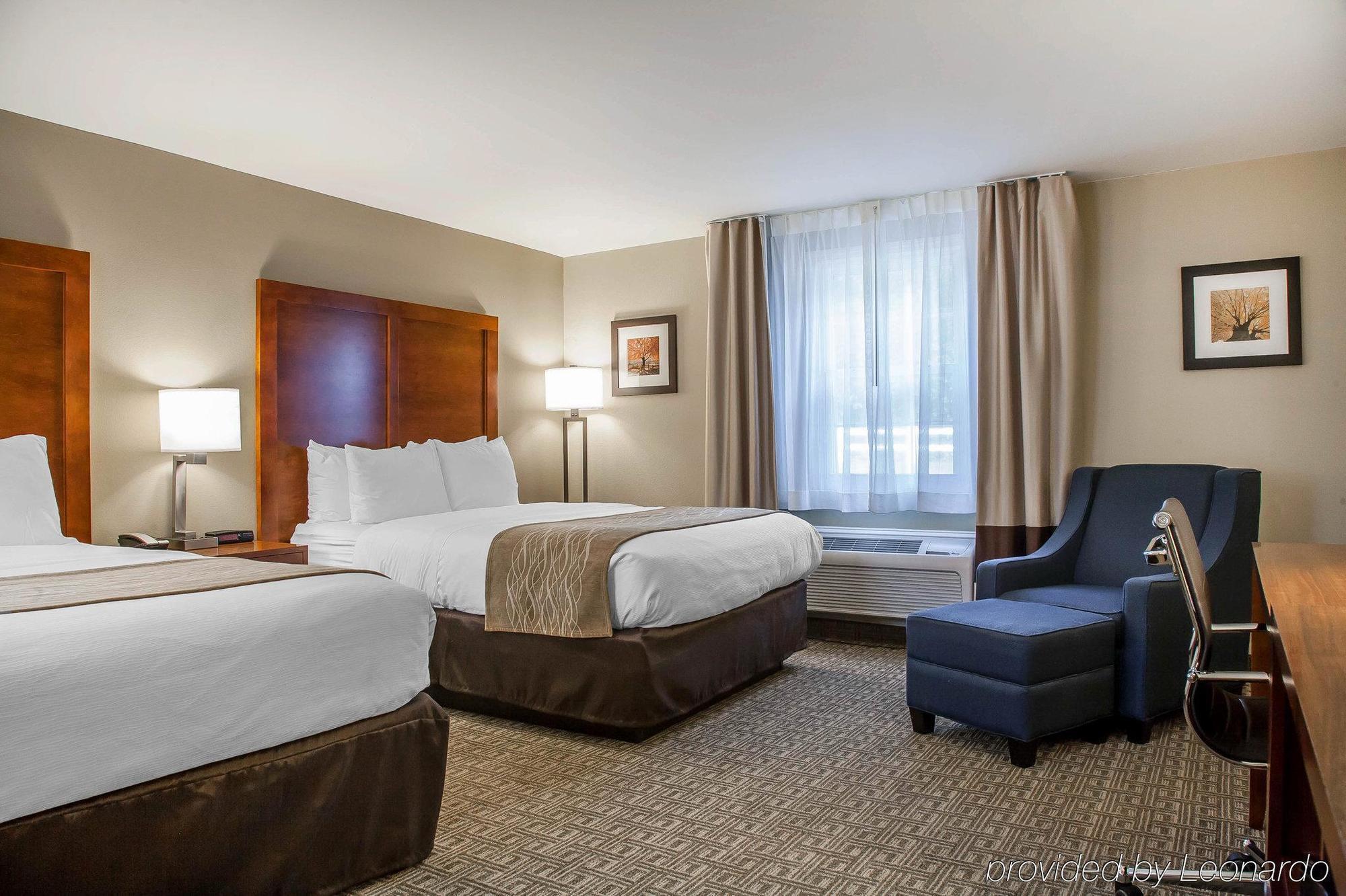 Comfort Inn & Suites Sturbridge-Brimfield Eksteriør billede