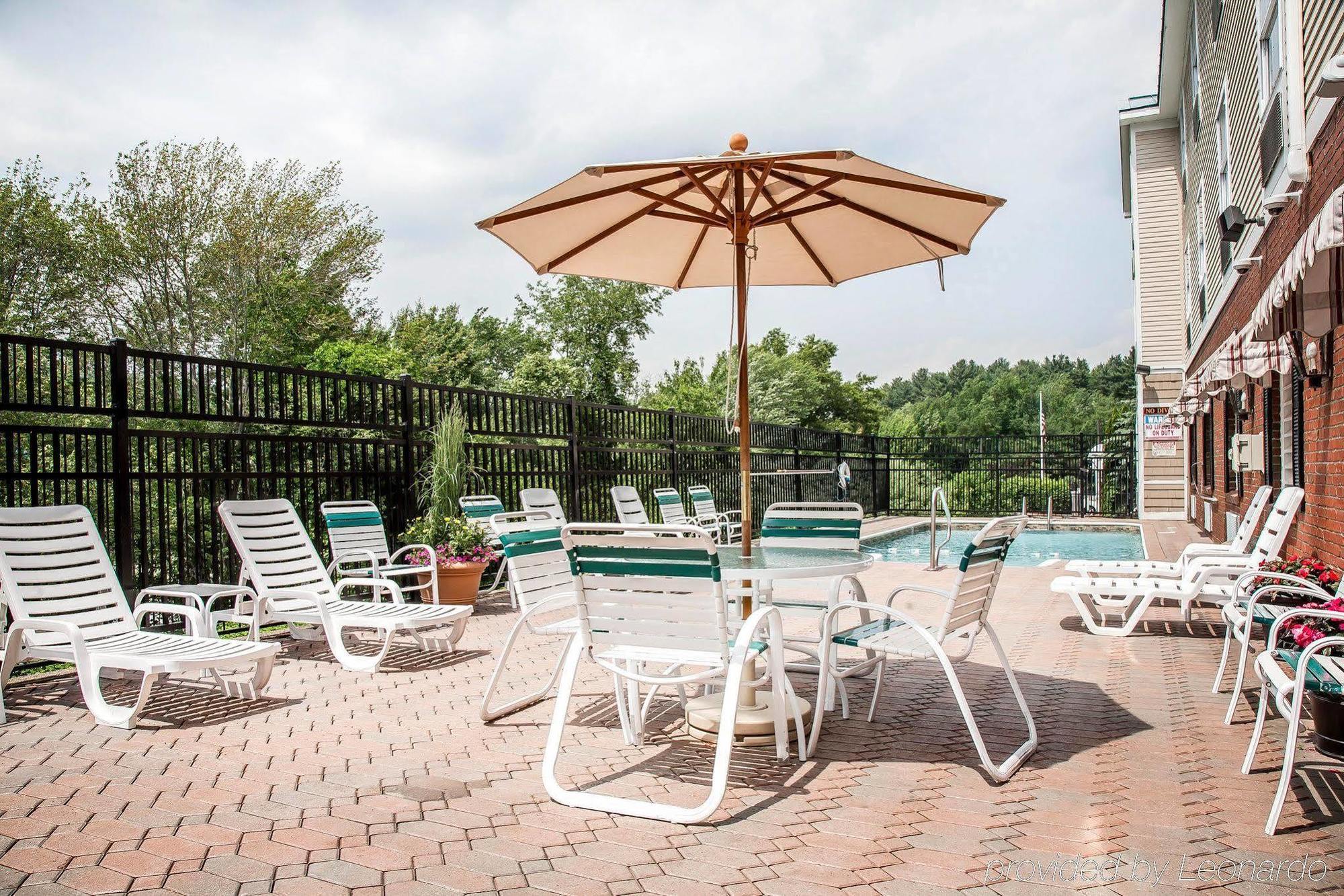 Comfort Inn & Suites Sturbridge-Brimfield Eksteriør billede